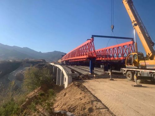 3座大桥同日半幅架通 静兴高速公路工程建设再次按下 加速键